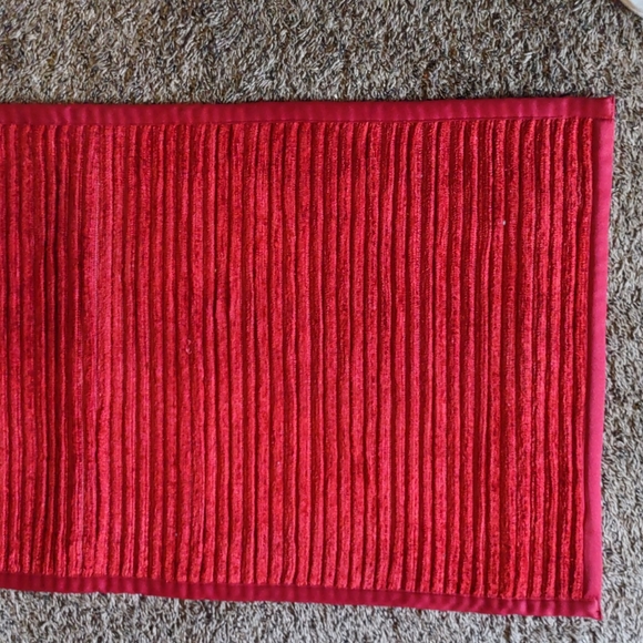 Rug - Picture 2 of 5